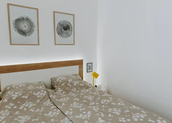 Srebrna Pahulja شقة *